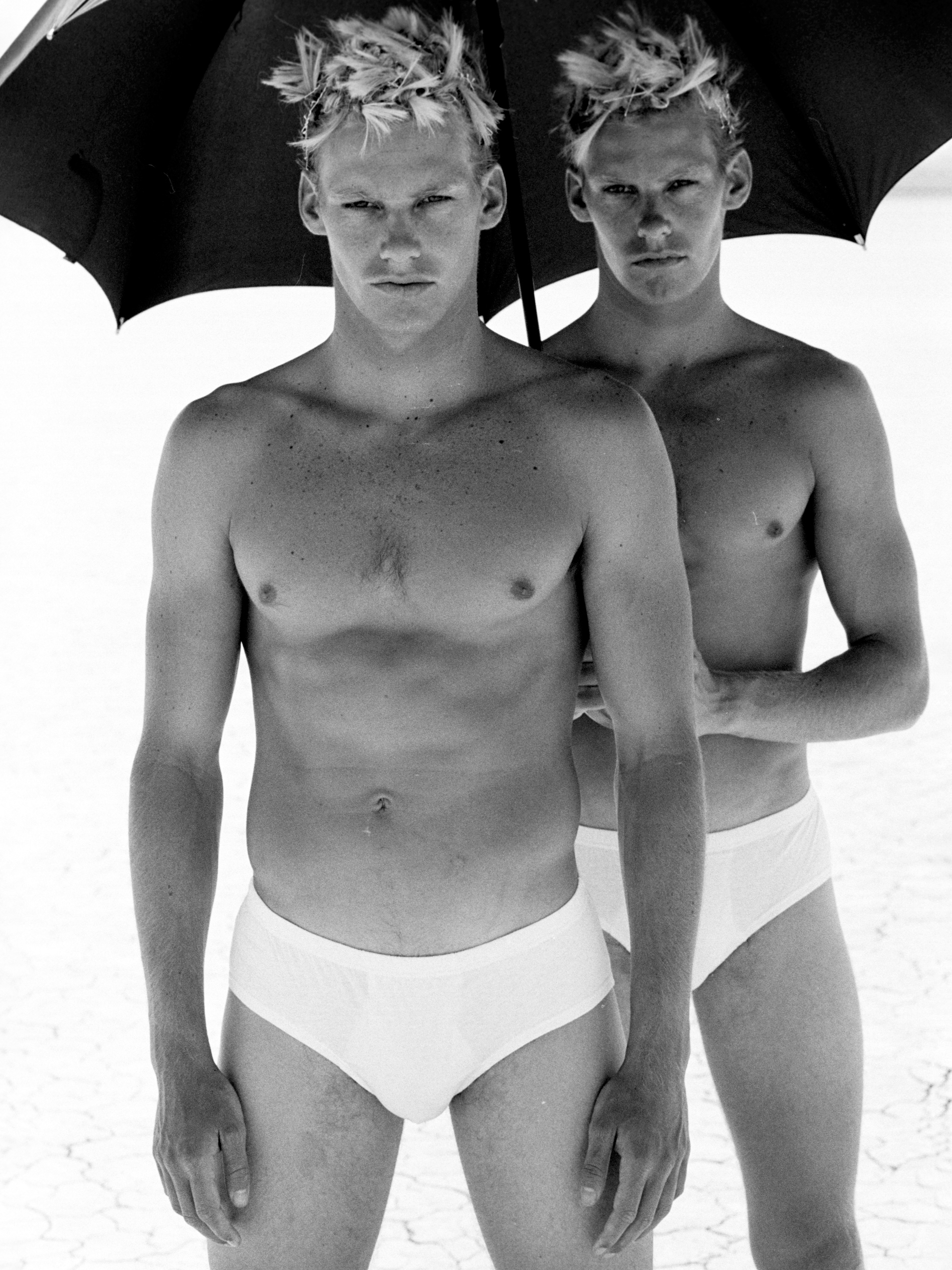 07 - TWINS EL MIRAGE CALIFORNIA - 3X4